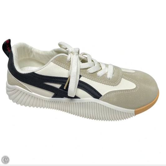 Shoes Sneakers By Clothes Mentor In Black & Cream, Size: 8.5