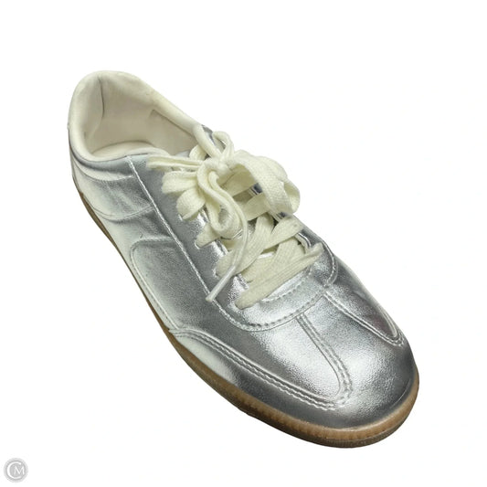 Shoes Sneakers By No Boundaries In Silver, Size: 9