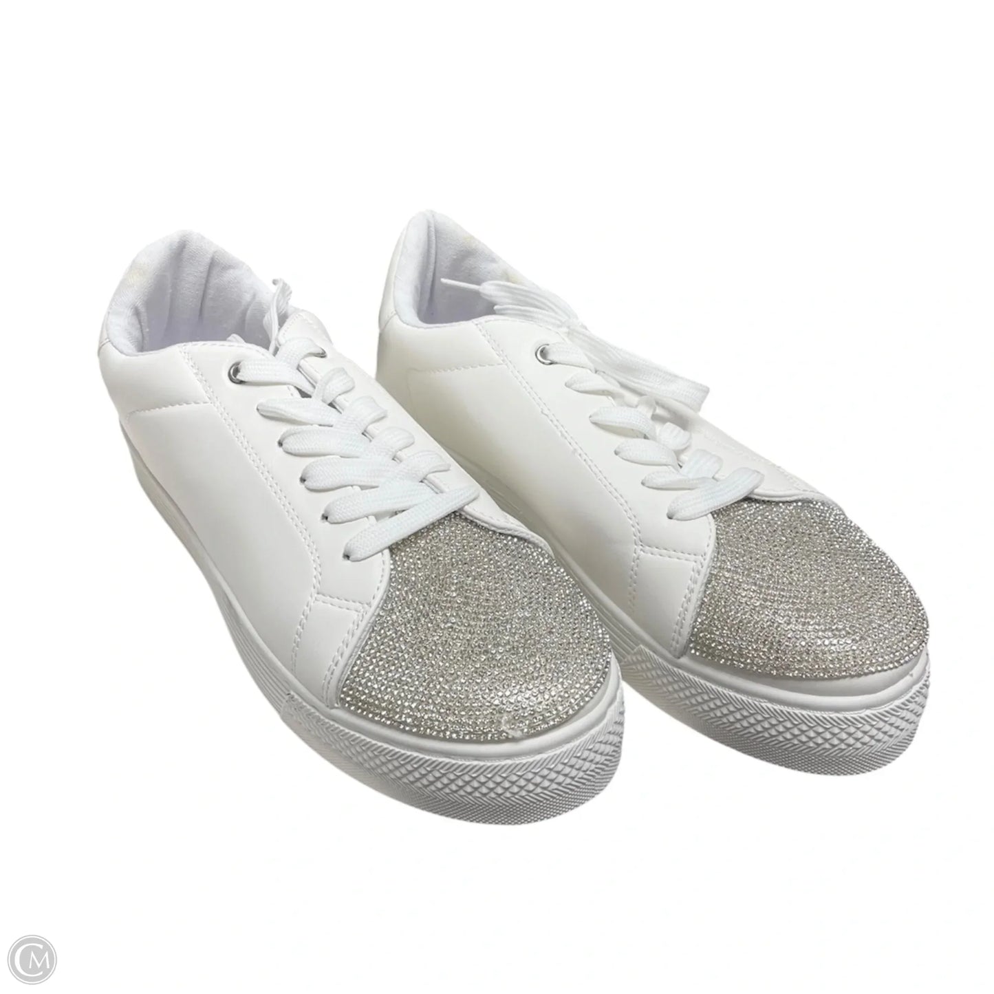 Shoes Sneakers By Qupid In Silver & White, Size: 10