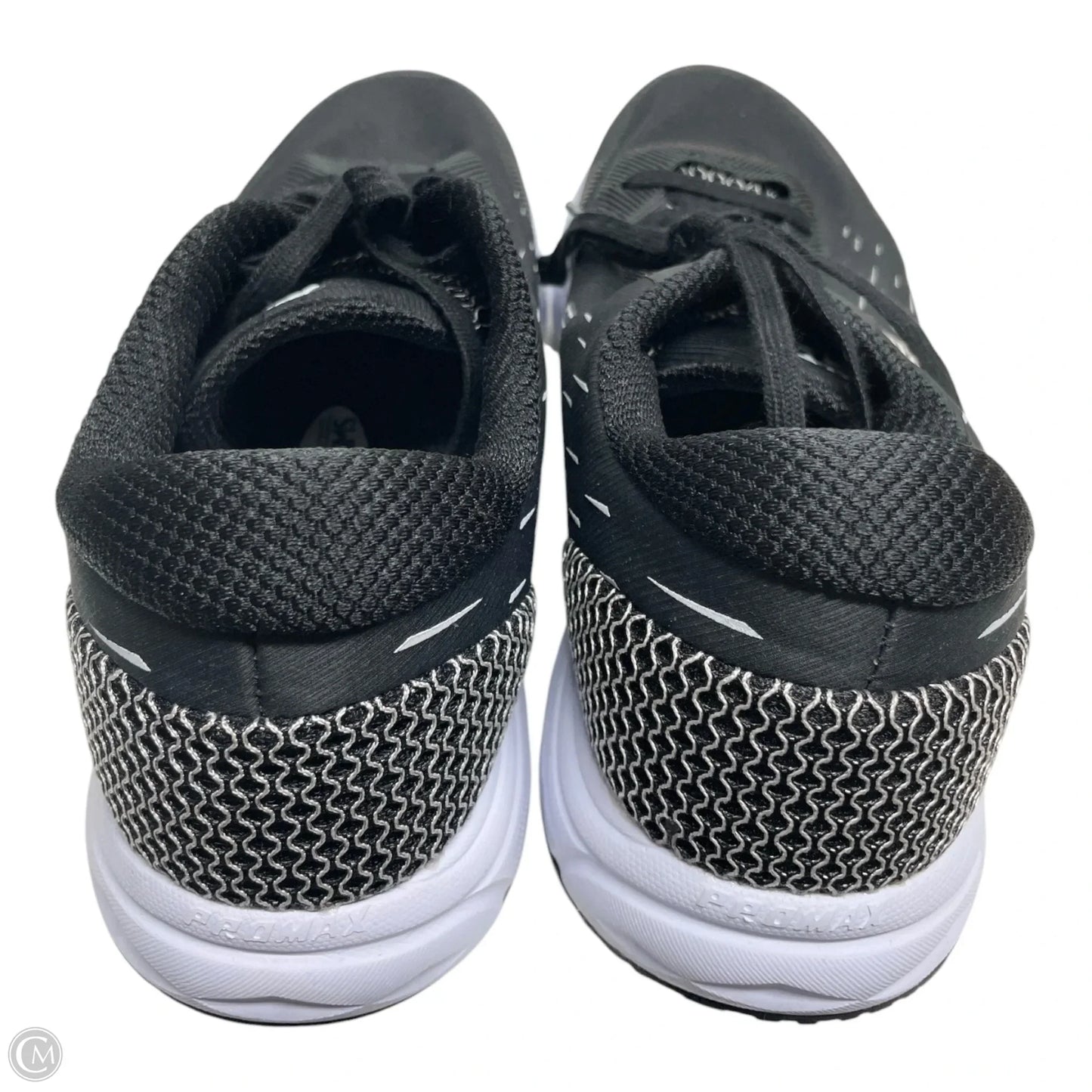 Shoes Sneakers By Clothes Mentor In Black & White, Size: 8.5