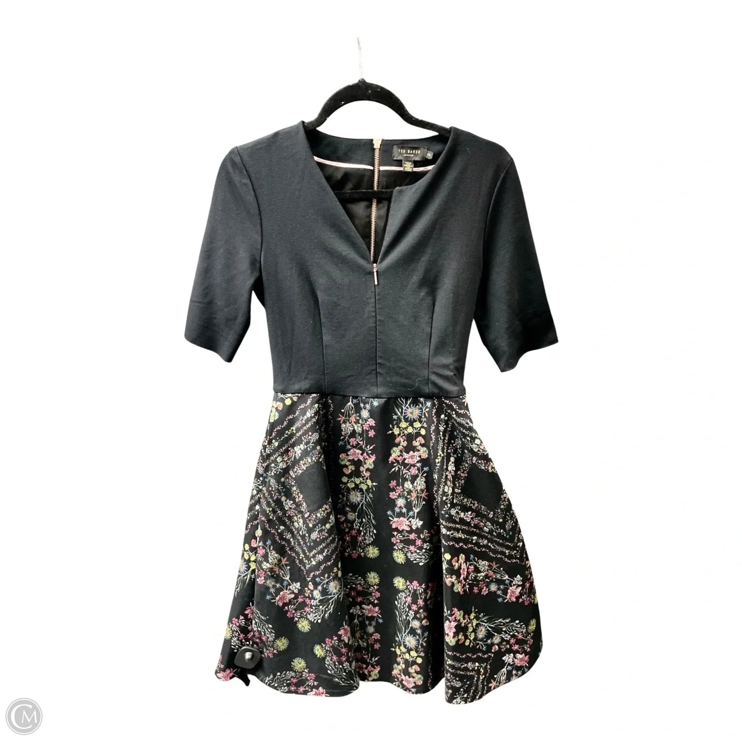 Dress Casual Short By Ted Baker In Floral Print, Size: 2