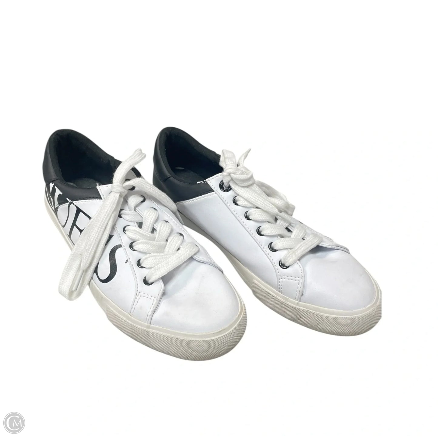 Shoes Sneakers By Guess In Black & White, Size: 9