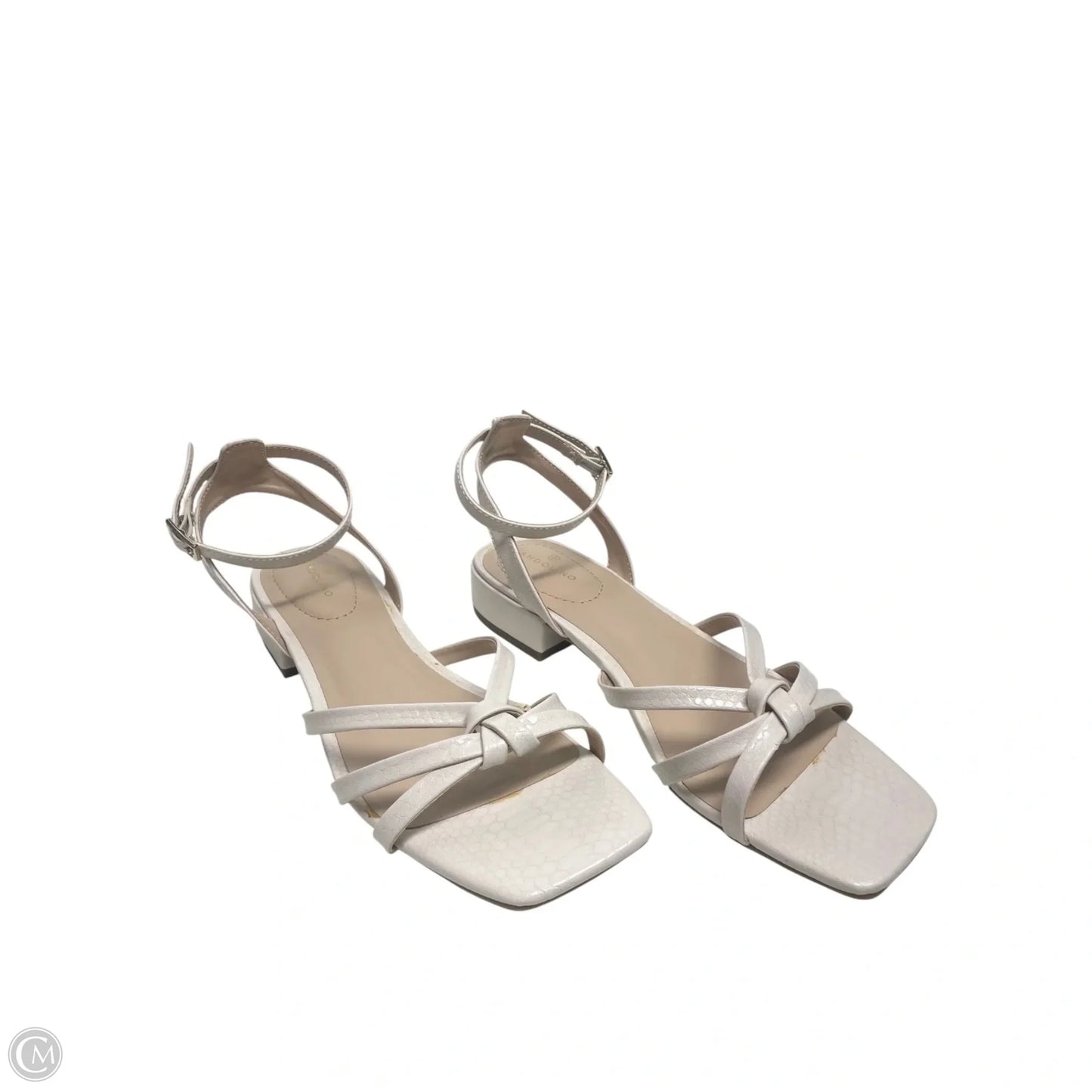 Shoes Sneakers By Yoki In Pink & White, Size: 8