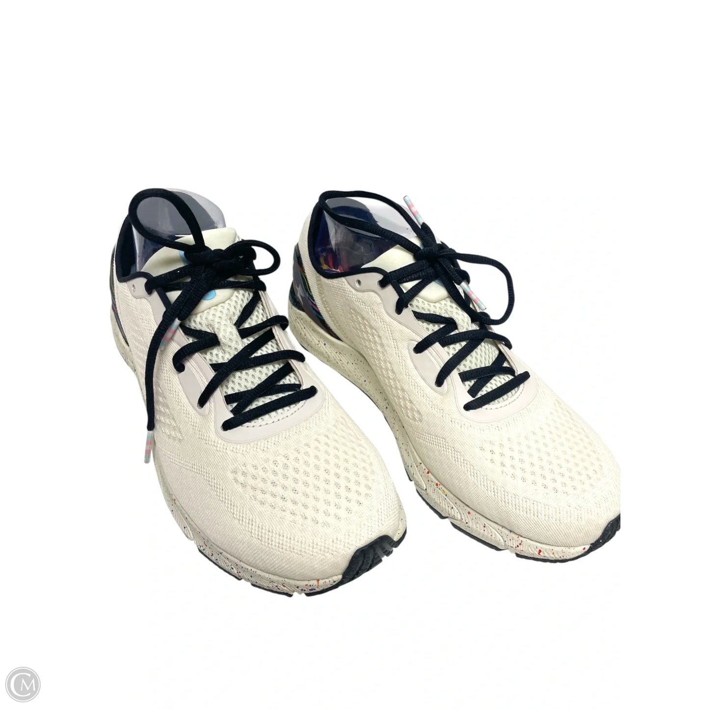 Shoes Sneakers By Under Armour In Black & White, Size: 10.5