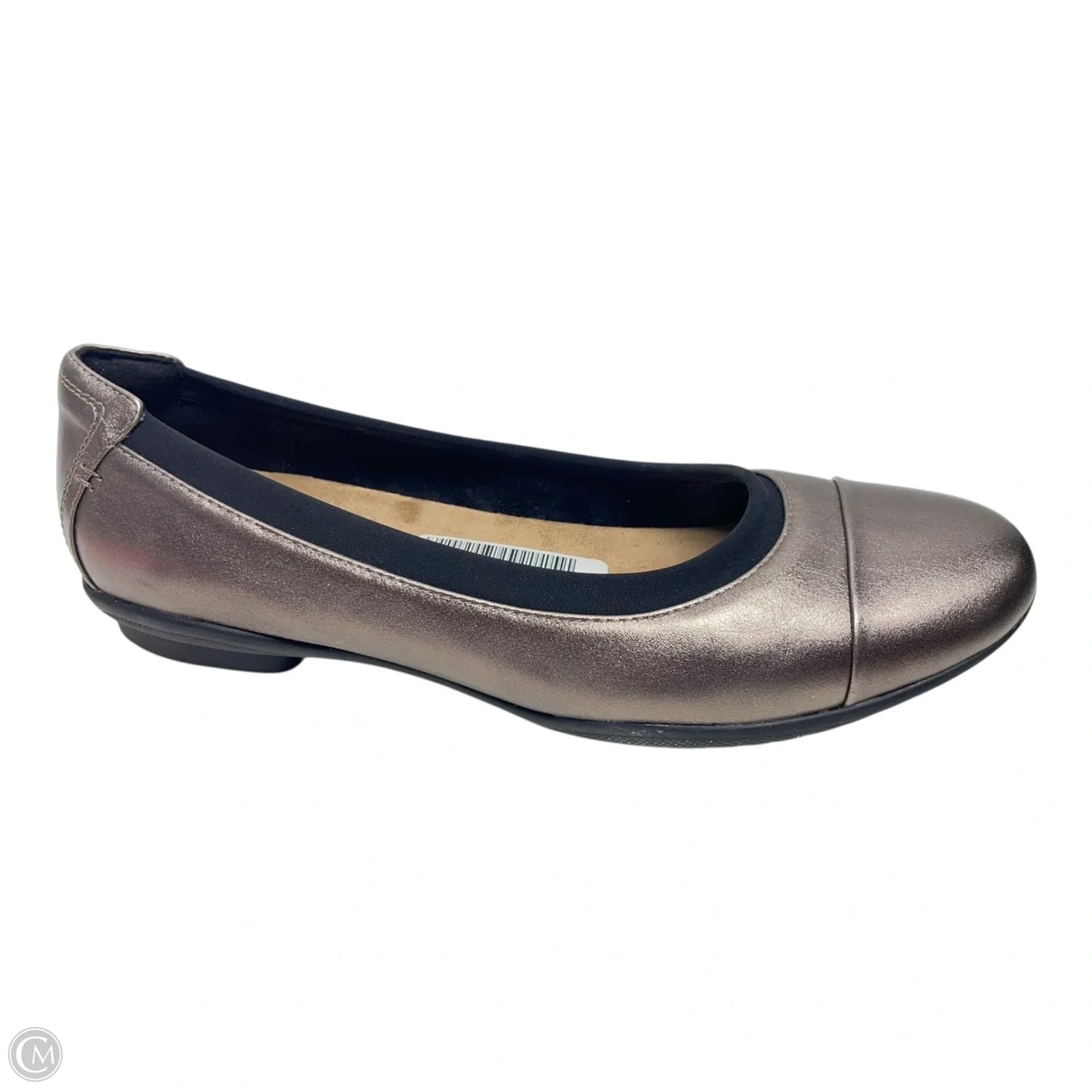 Shoes Flats By Clarks In Silver, Size: 8