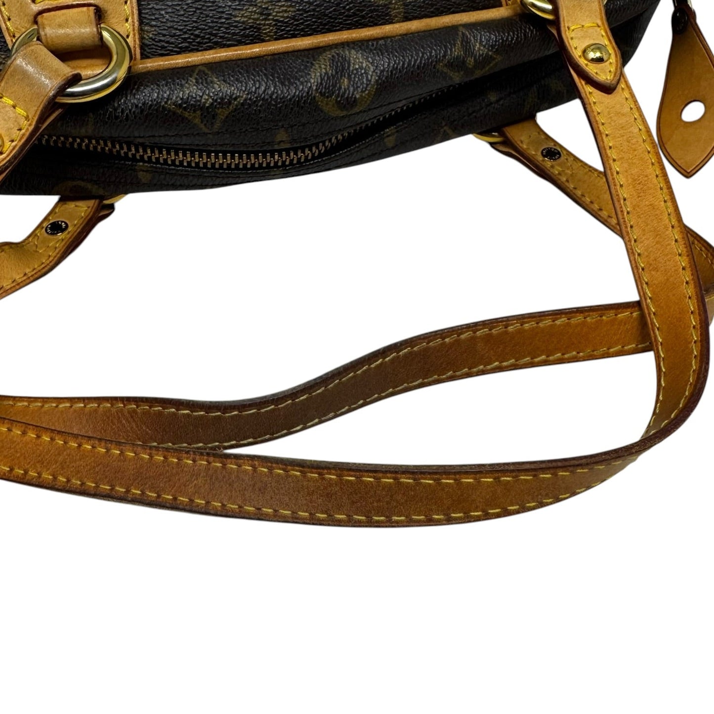 Montorgueil PM 2009 Monogram Shoulder Handbag Luxury Designer By Louis Vuitton, Size: Medium