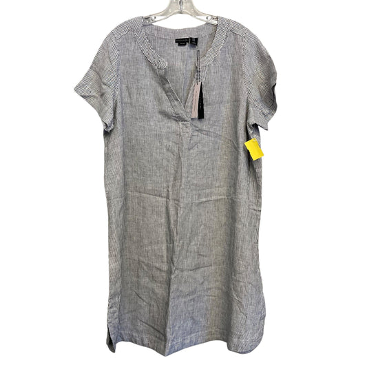 Dress Casual Short By Tahari In Striped Pattern, Size:1X