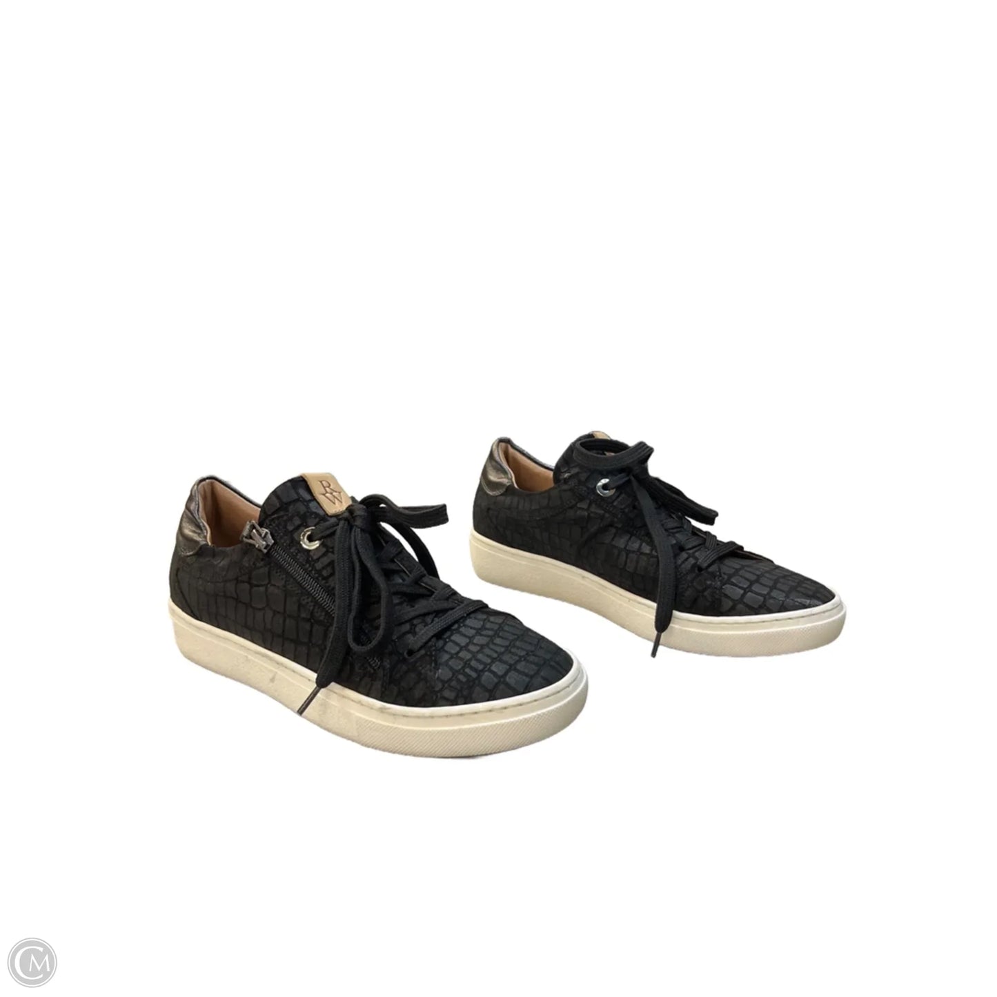 Shoes Sneakers By Cma In Black & White, Size: 8.5