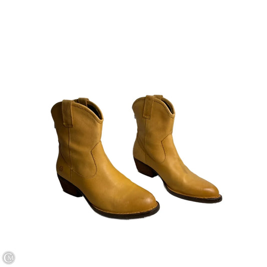 Boots Ankle Flats By Born In Yellow, Size: 8