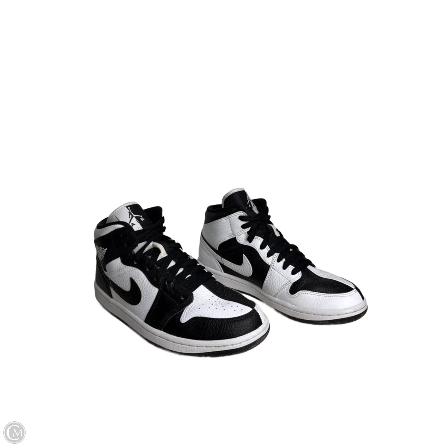 Shoes Sneakers By Nike In Black & White, Size: 9