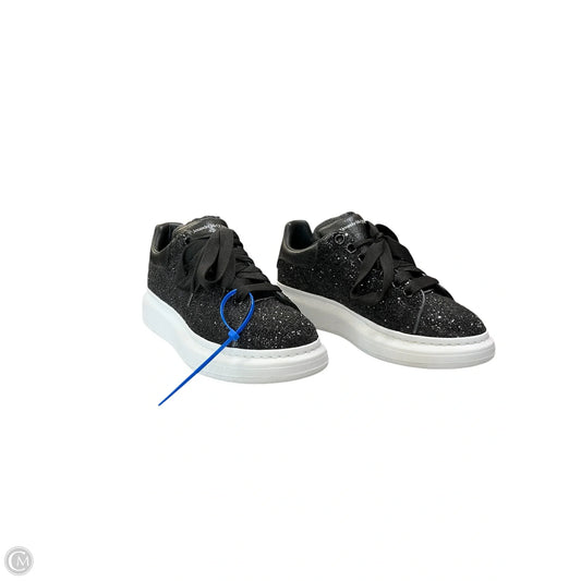 Shoes Luxury Designer By Alexander Mcqueen In Black, Size: 8