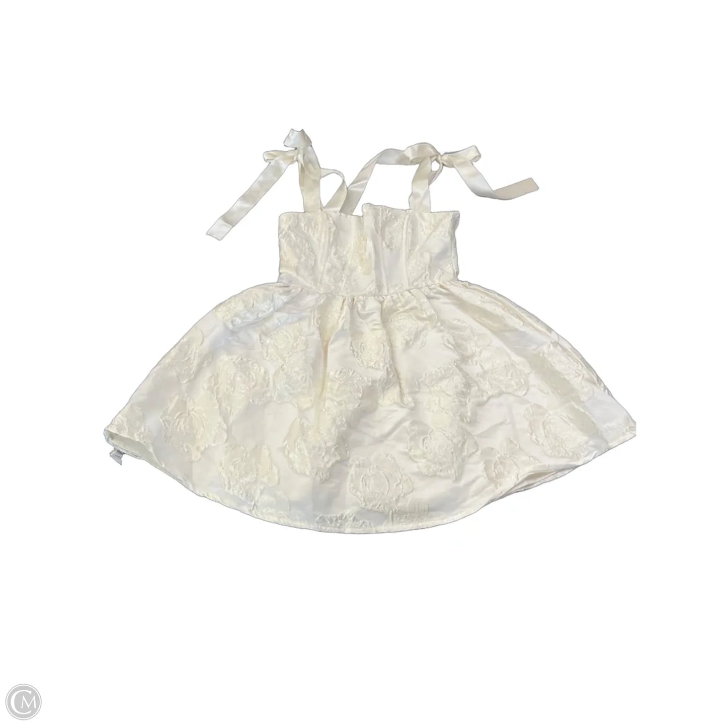 Dress Party Short By Clothes Mentor In Cream, Size: S