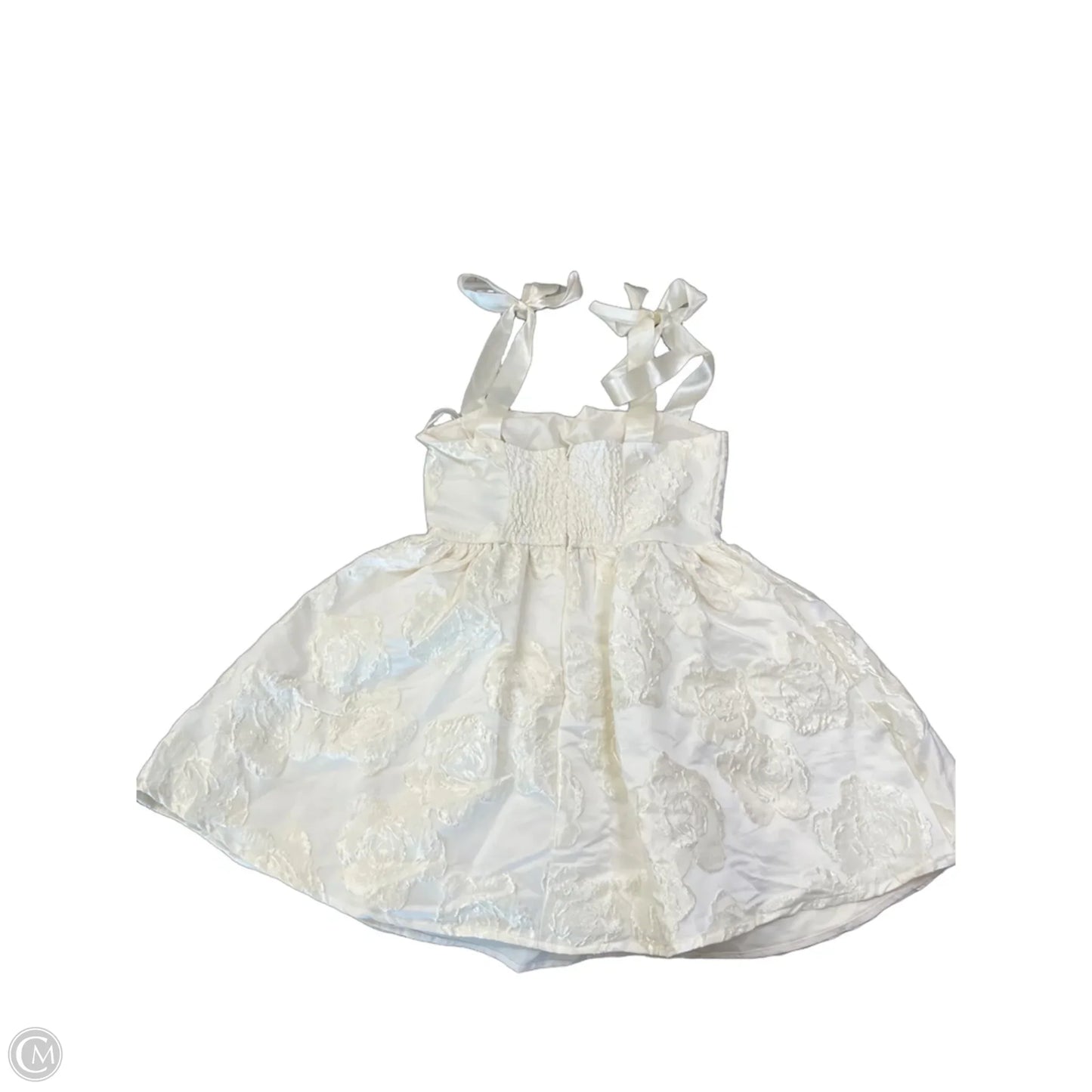 Dress Party Short By Clothes Mentor In Cream, Size: S