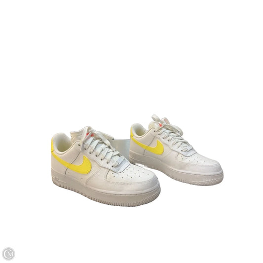 Shoes Sneakers By Nike In White, Size: 8.5