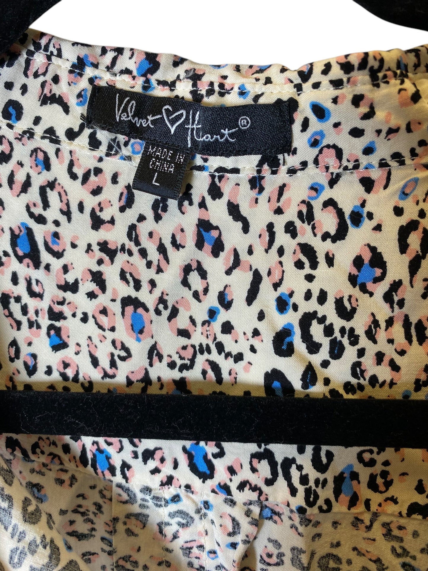 Blouse Long Sleeve By Velvet Heart In Animal Print, Size: L