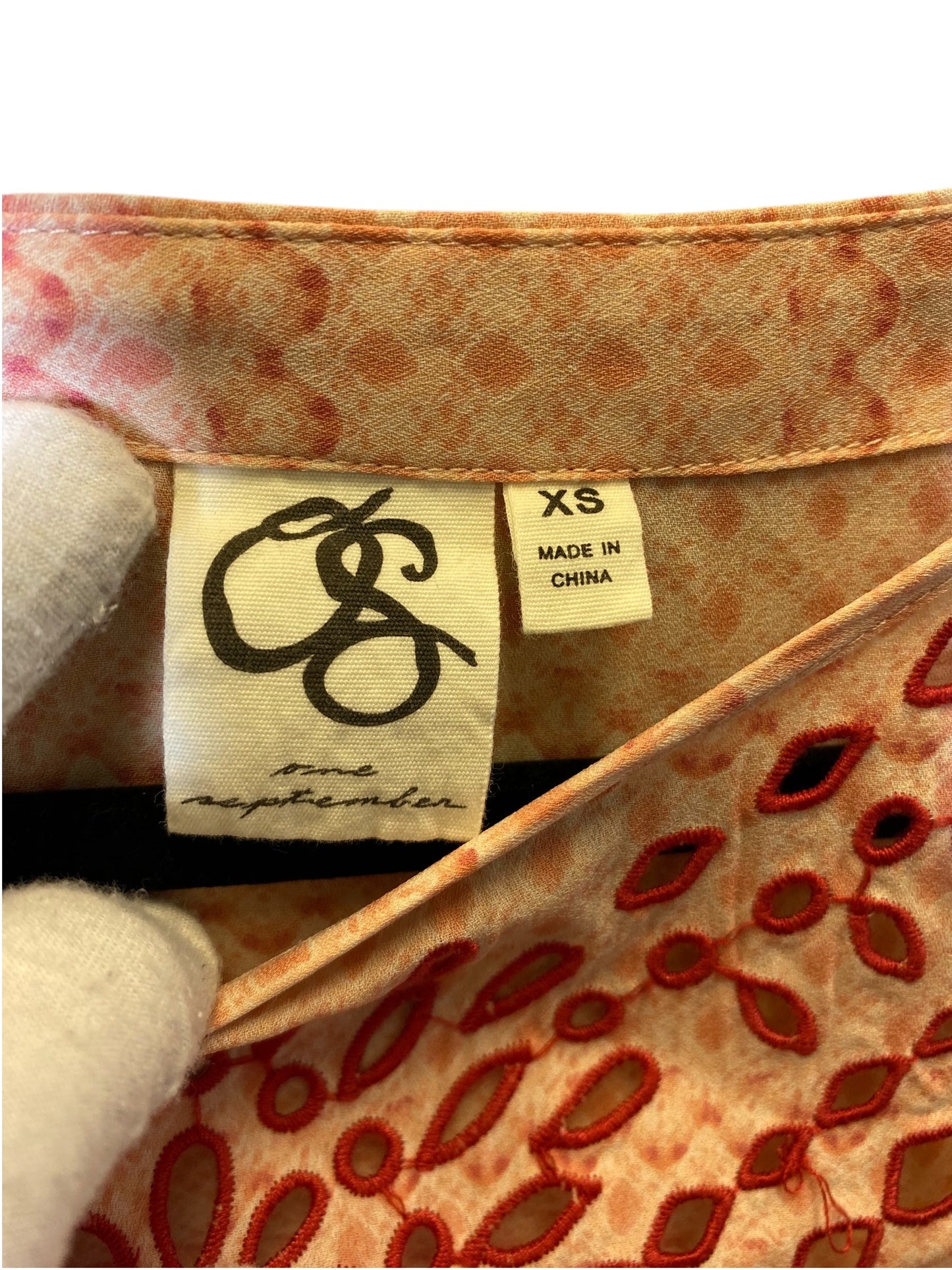 Top Long Sleeve By Anthropologie In Multi-colored, Size: Xs