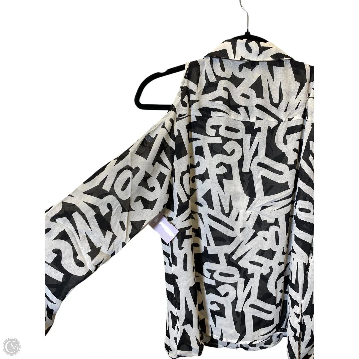 Blouse Long Sleeve By Clothes Mentor In Black & White, Size: L