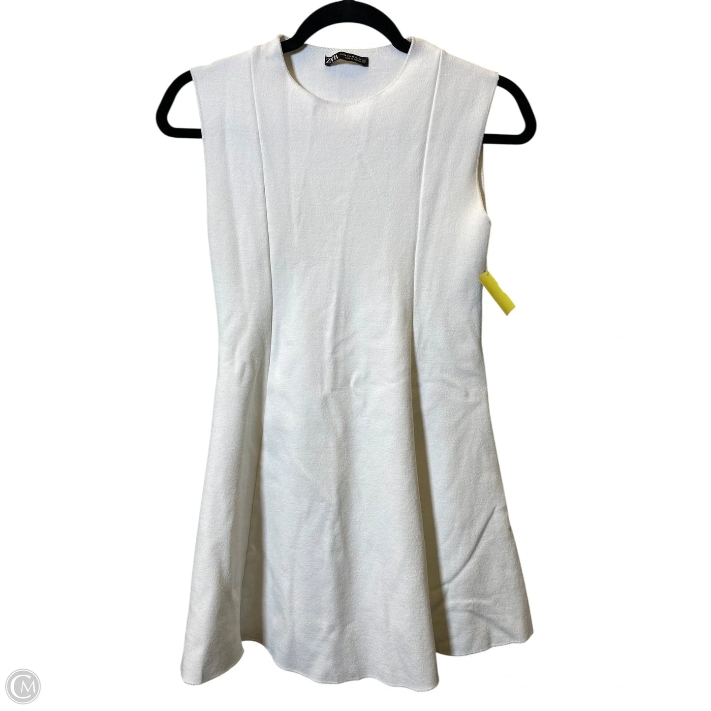 Dress Casual Short By Zara In White, Size: M