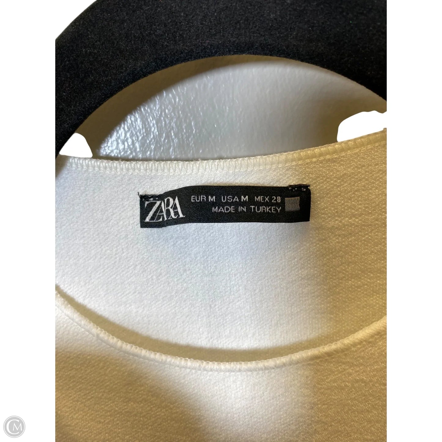 Dress Casual Short By Zara In White, Size: M