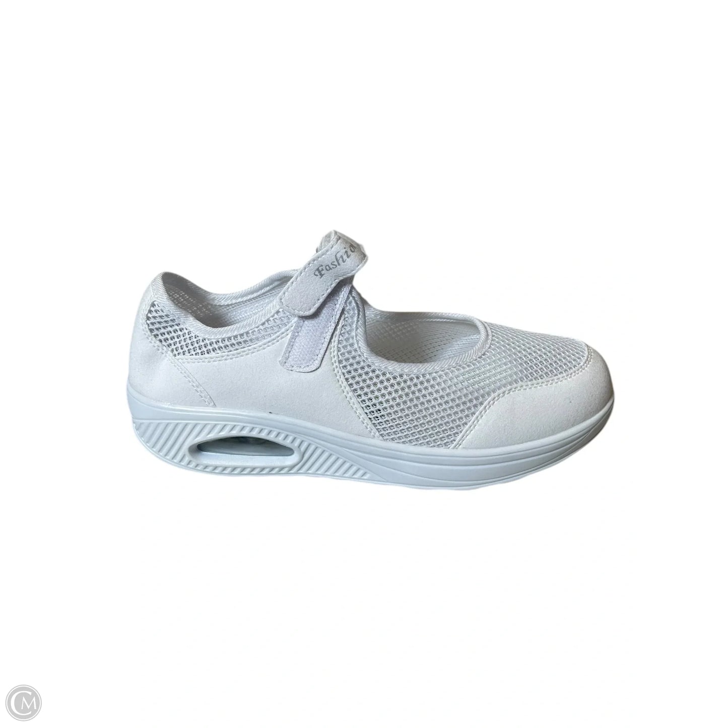 Shoes Athletic By Cmc In White, Size: 10