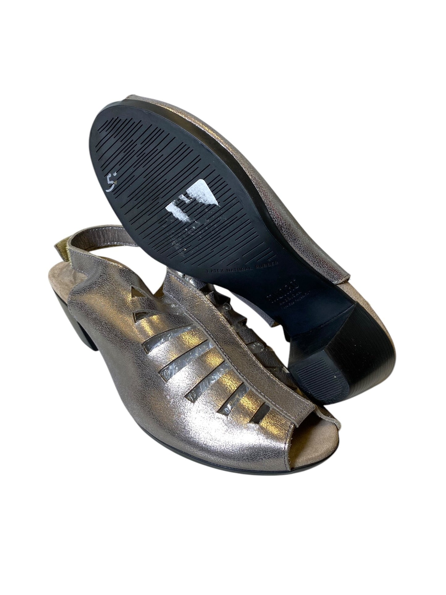 Sandals Heels Block By Munro  Size: 9.5