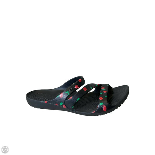 Sandals Flats By Crocs In Black, Size: 9