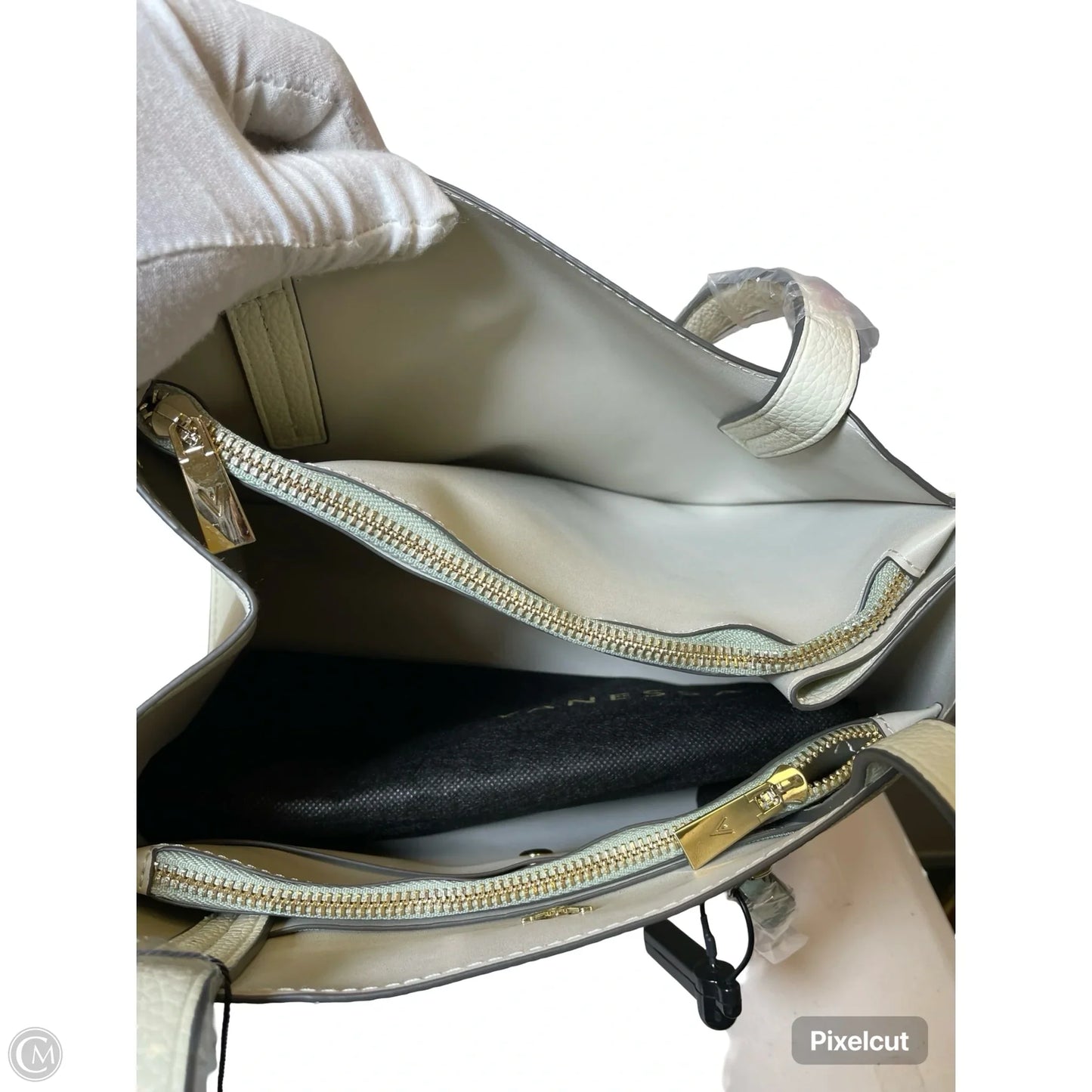 Handbag By Clothes Mentor, Size: Medium