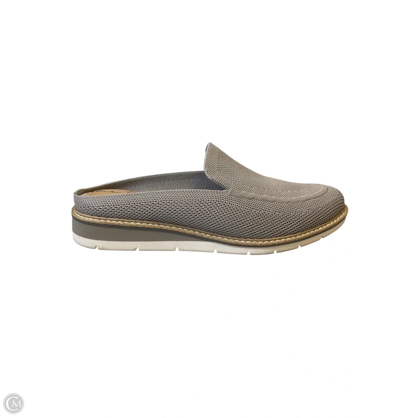 Sandals Flats By Me Too In Beige, Size: 8