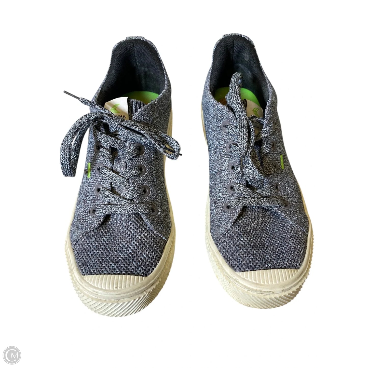 Shoes Flats By Cariuma In Grey, Size: 6