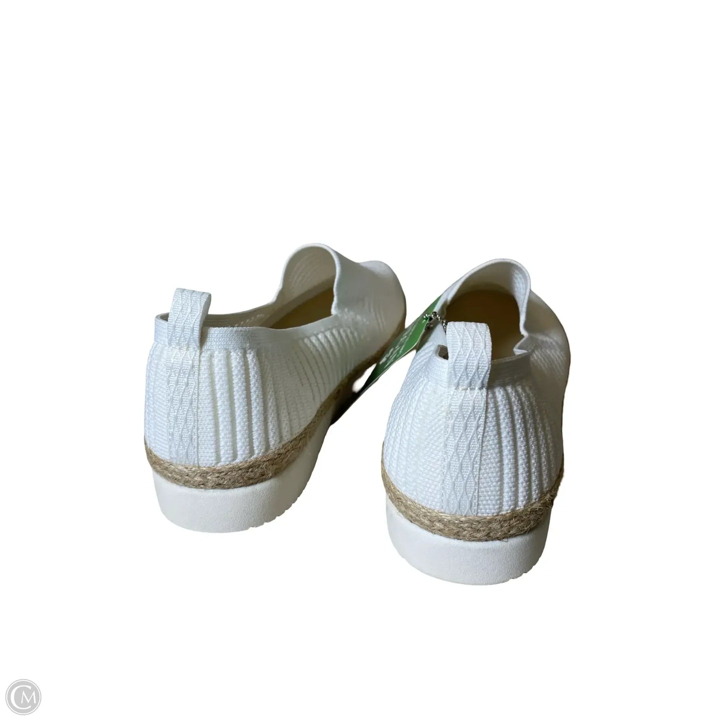 Shoes Flats By Bobs In White, Size: 9