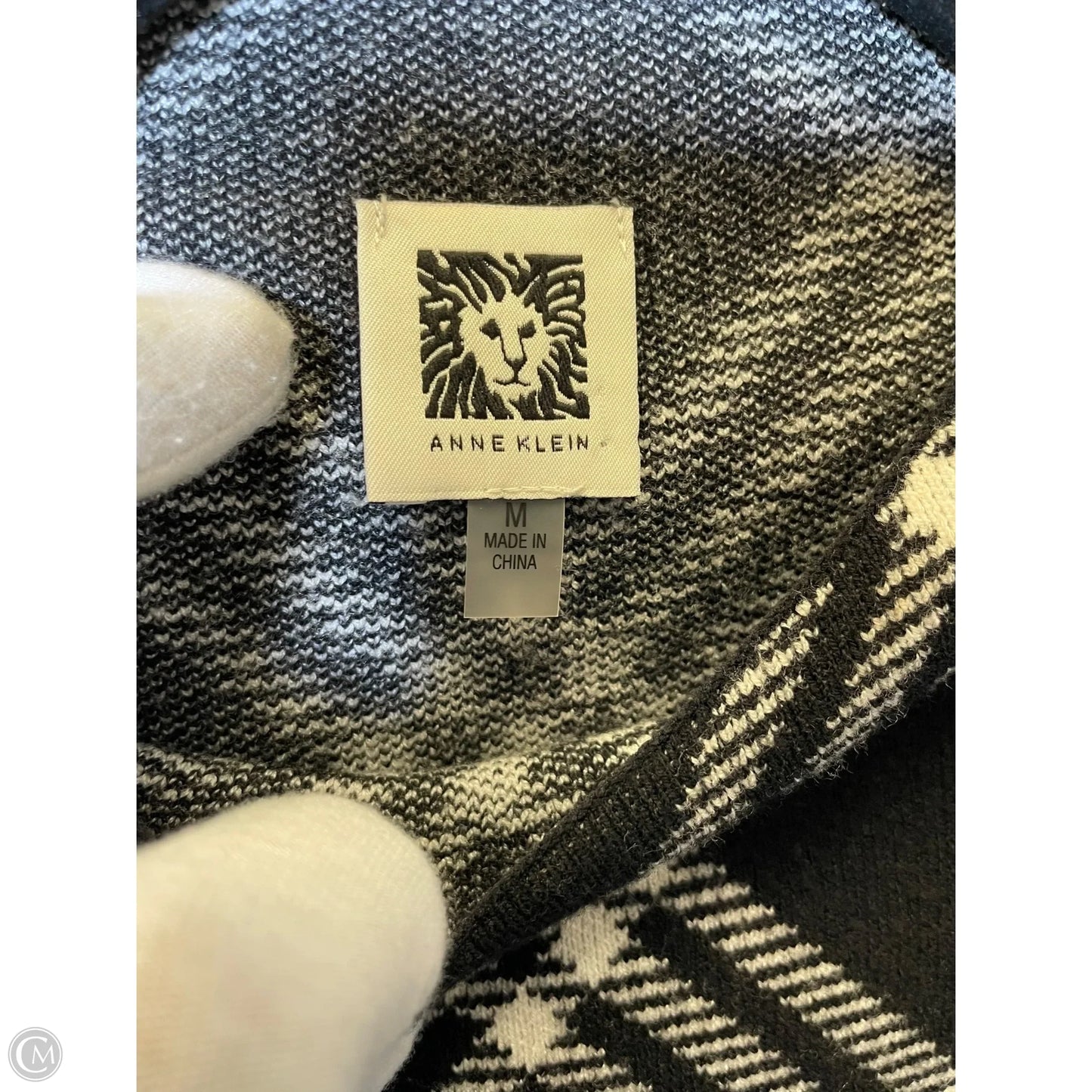 Sweater By Anne Klein In Black & White, Size: M