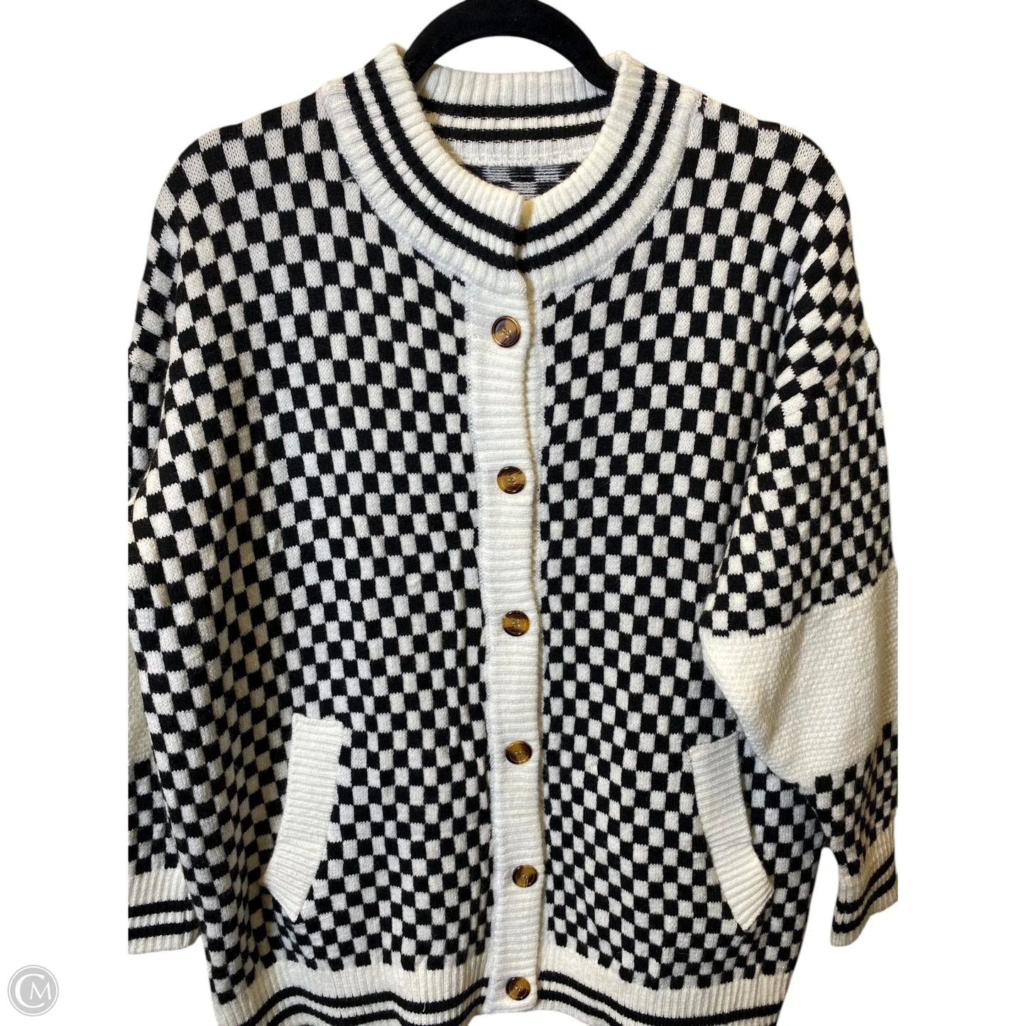 Sweater By Clothes Mentor In Checkered Pattern, Size: S