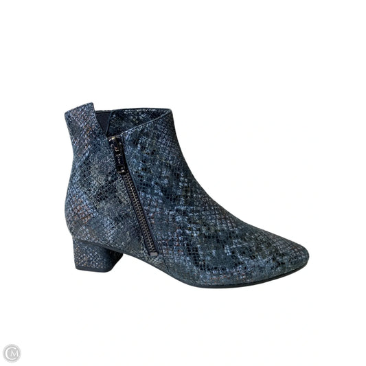 Boots Ankle Heels By Vaneli In Animal Print, Size: 6.5