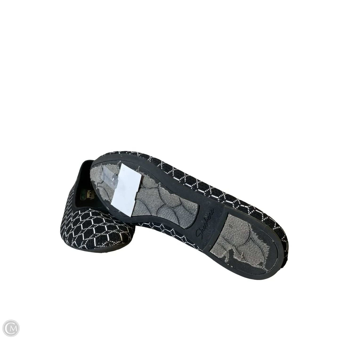 Shoes Flats By Skechers In Black & White, Size: 10