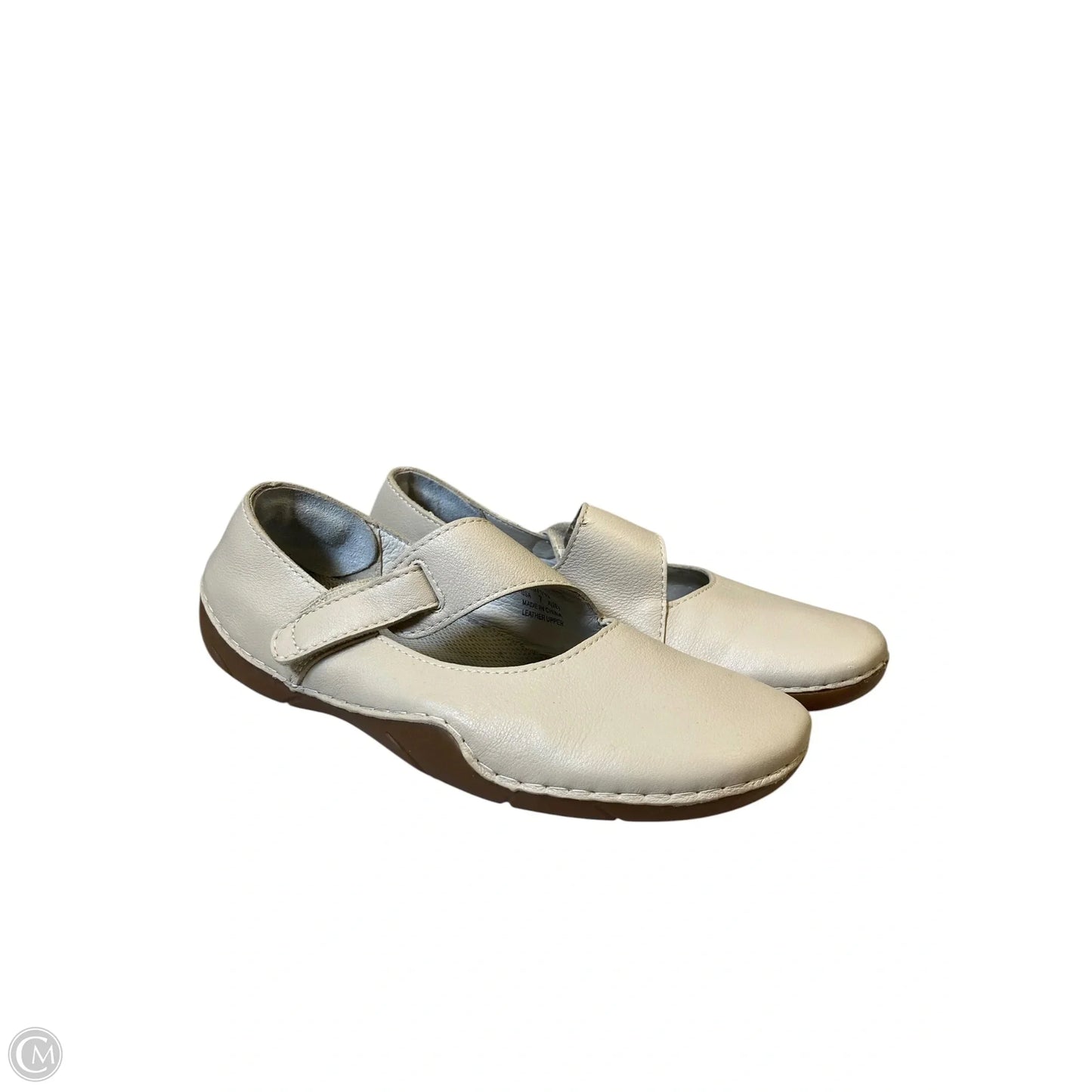Shoes Flats By Clothes Mentor In Cream, Size: 7