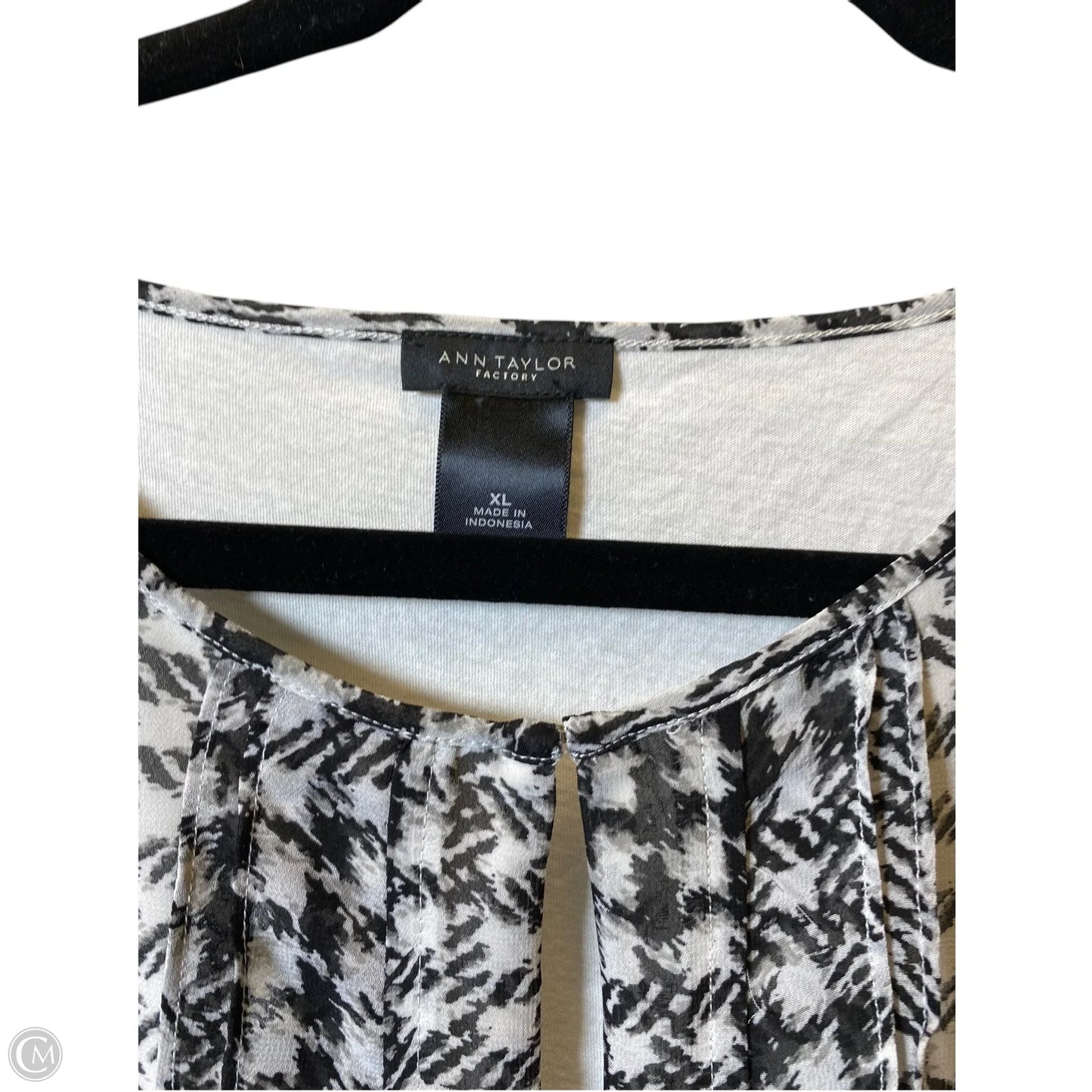 Blouse Sleeveless By Ann Taylor In Black & White, Size: Xl