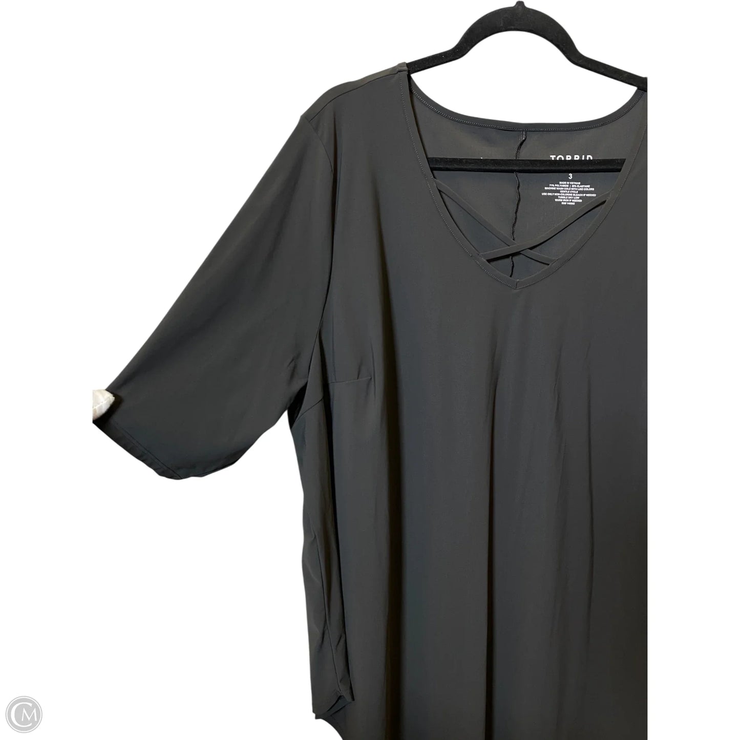 Top Short Sleeve By Torrid In Black, Size: 3x