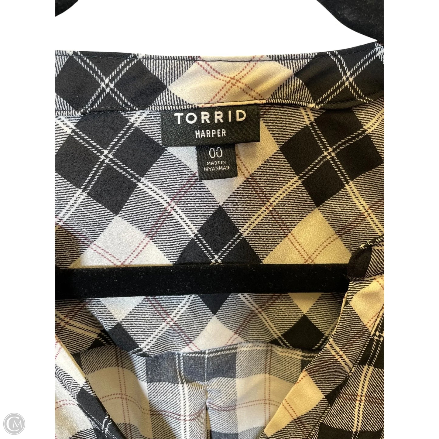 Top 3/4 Sleeve By Torrid In Multi-colored, Size: M