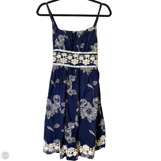 Dress Casual Short By Dressbarn In Blue & White, Size: L