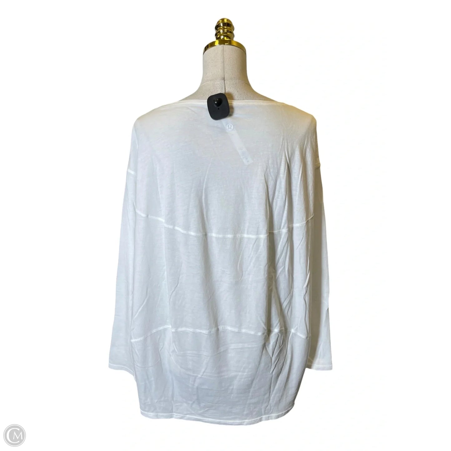 Athletic Top Long Sleeve Collar By Lululemon In White, Size: 10