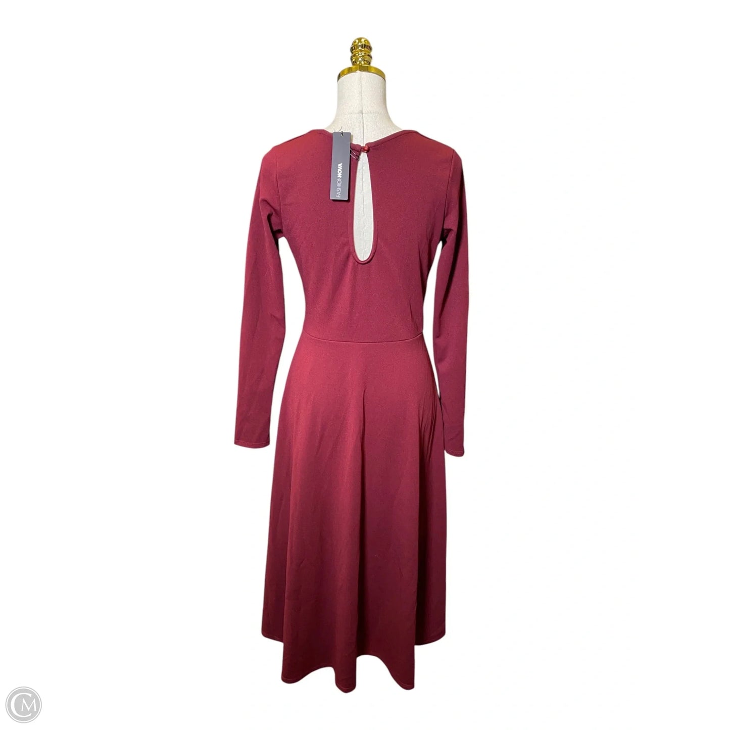 Dress Casual Maxi By Fashion Nova In Maroon, Size: M