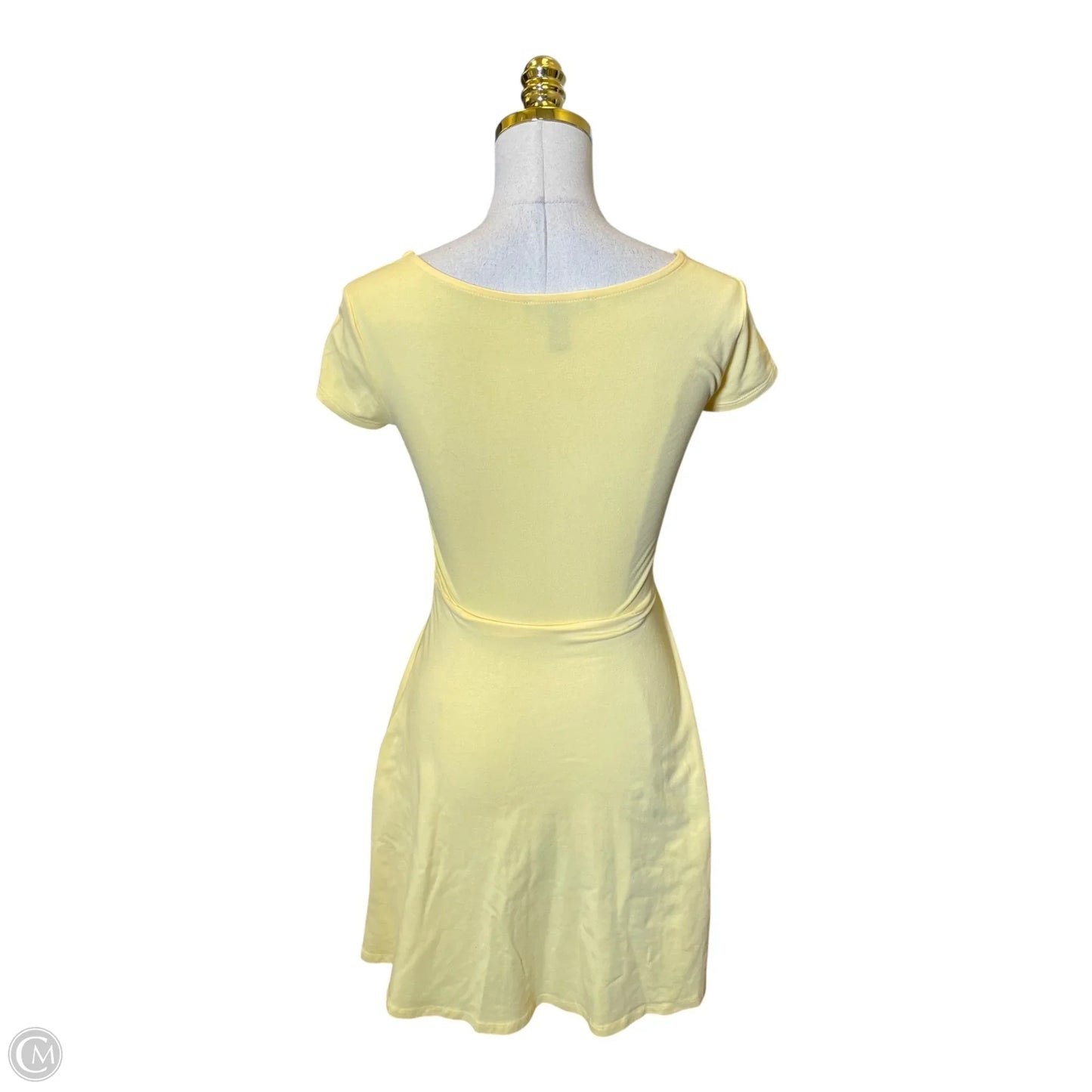 Dress Casual Short By Forever 21 In Yellow, Size: S