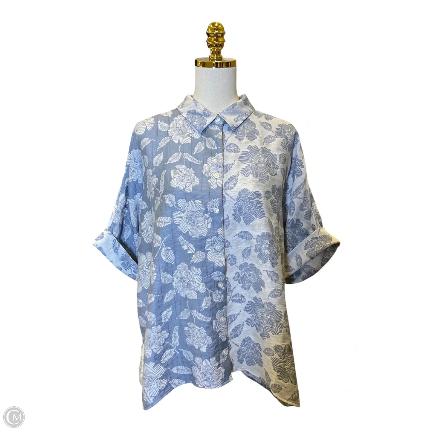 Blouse Short Sleeve By Chicos In Blue & White, Size: Xl