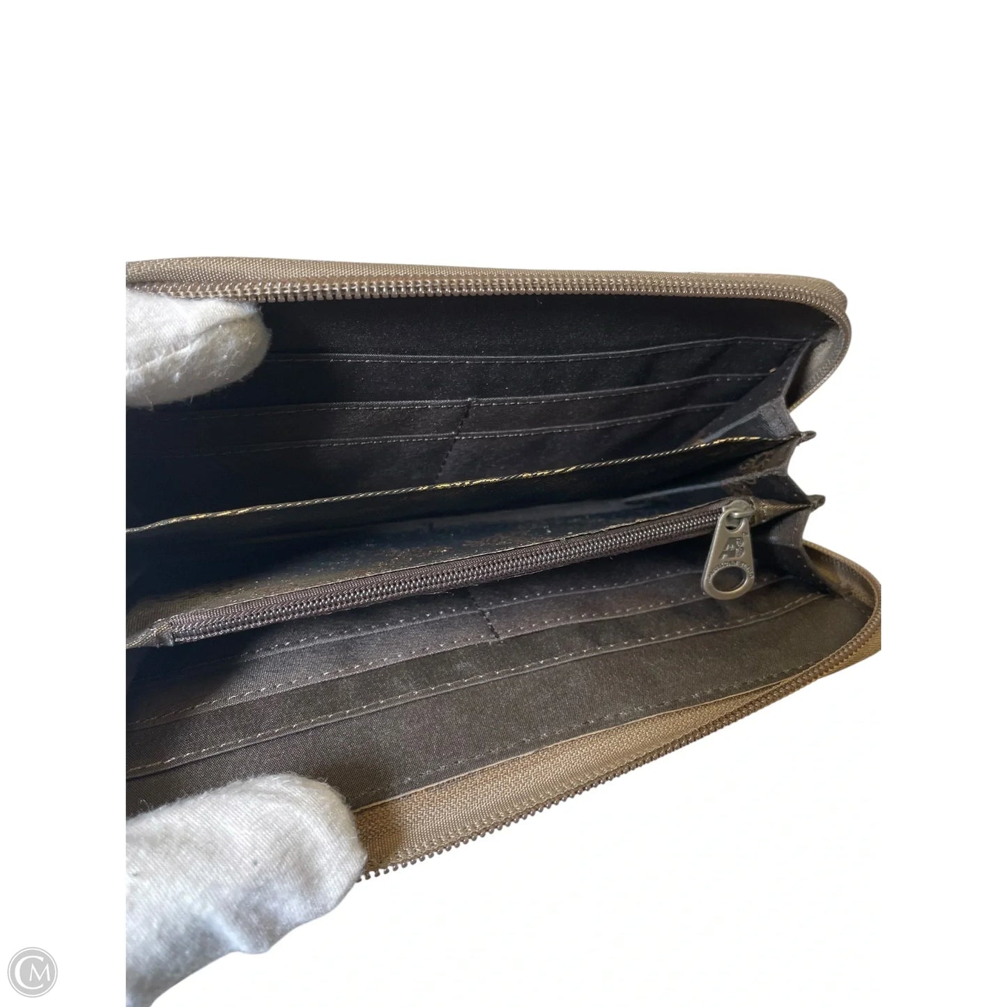 Wallet By Clothes Mentor, Size: Medium