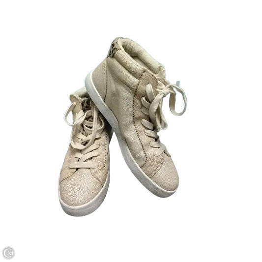 Shoes Sneakers By Clothes Mentor In Beige, Size: 11