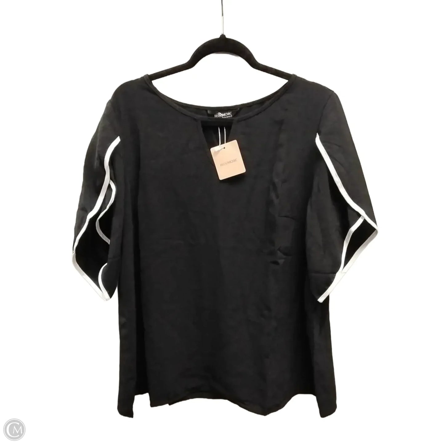 Top Short Sleeve By Bloomchic In Black, Size: Xl