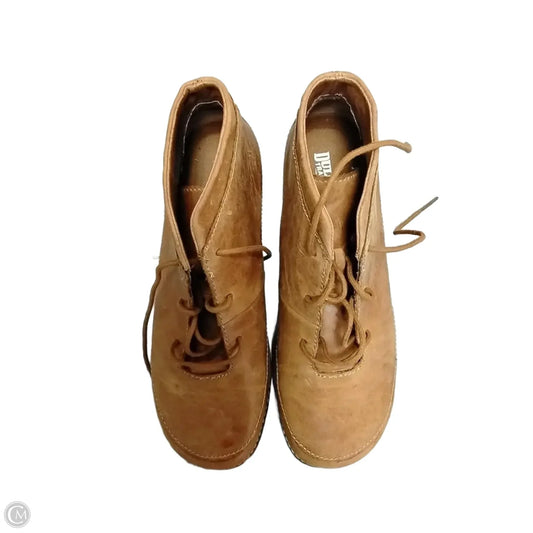 Boots Ankle Flats By Duluth Trading In Brown, Size: 9