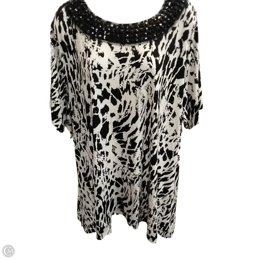 Top Sleeveless Basic By Avenue In Multi-colored, Size: 24