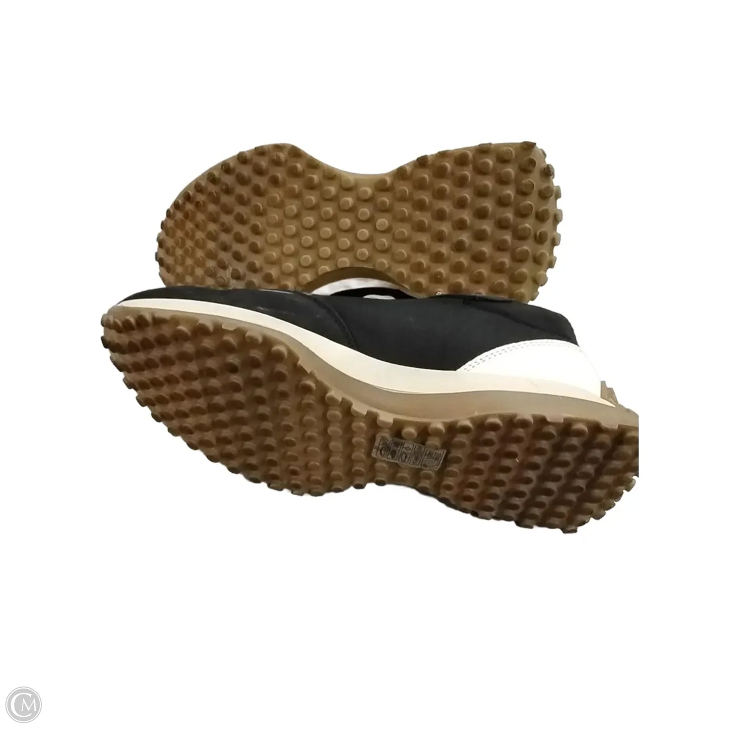 Shoes Sneakers By Clothes Mentor In Black & White, Size: 9.5