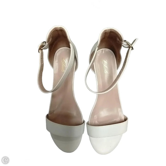 Shoes Heels Block By Clothes Mentor In White, Size: 6